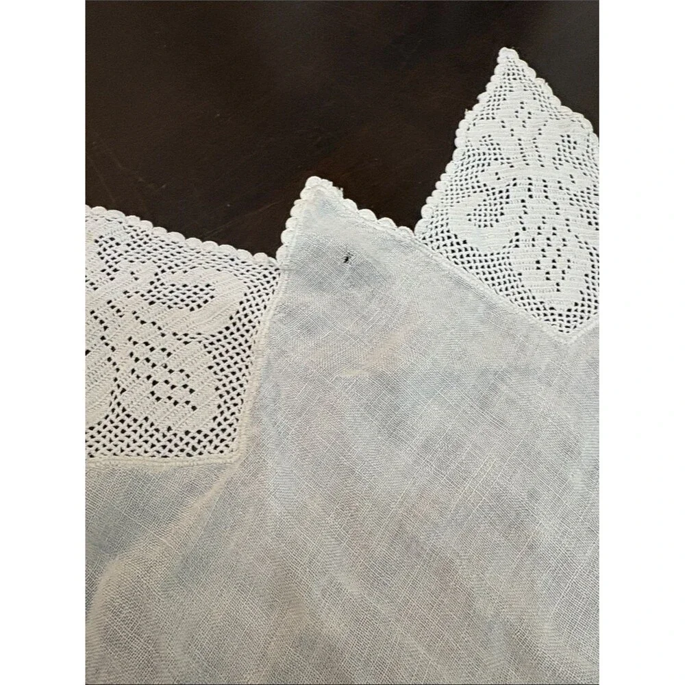 Vintage White Lace Star Crochet Table Topper 40”